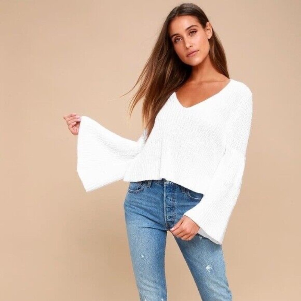 Free People Damsel Pullover Knit Sweater White Bell Sleeve V-Neck Small